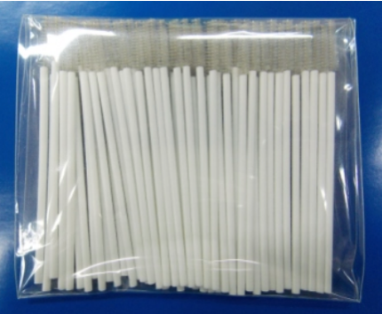 Mini mascara brush